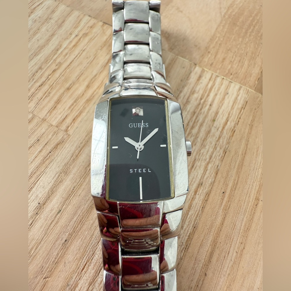 Guess steel ladies rectangular black dial silver tone watch NEW BATTERY